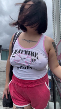 Braless BBW