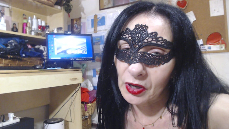 WEBREGINETTA2023: तोरी गांड और बिल्ली