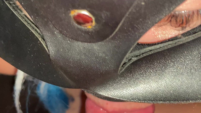 Misis SexQeenOrgasm: Ik Besloot Mijn Buurman Te Pijpen Met De Close-up