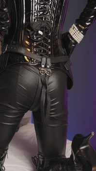 Strapon Edging with Mistress Jessica