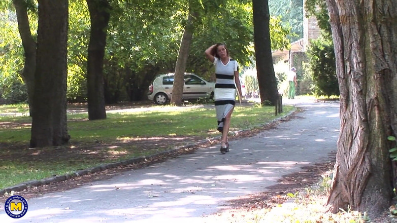 Mature NL: Вот почему женщины не должны ходить в мужской туалет