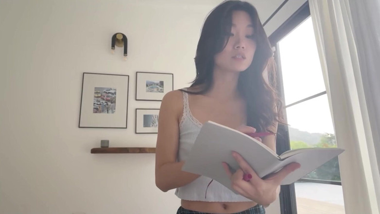 Petite creampie Asian Cumdump sluts: Küçük Japon üvey kız kardeş üvey erkek kardeşinin sınavları için testlerine yardımcı...