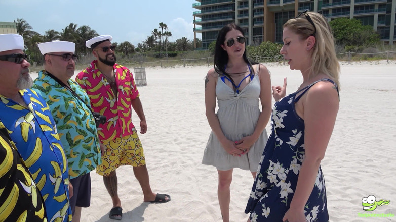 TadpolexStudio: Freundin in jeder hafen Episode 5: Marie Fox und Sydney Paige...