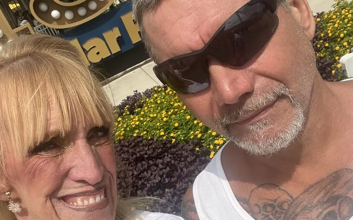 Jenniloves69: Mature Fun