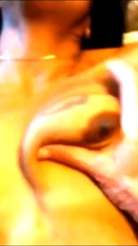 Hete latina milf hongerig naar haar blanke lul