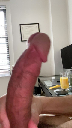 NYCTopBoy9: Monstrózní péro pulzuje