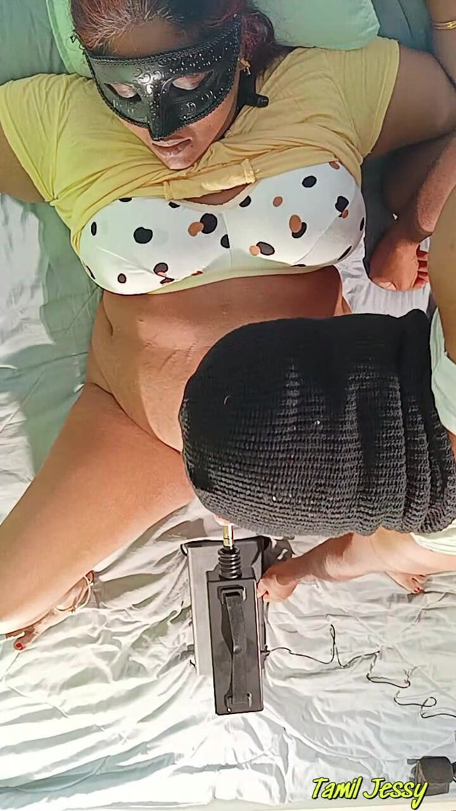 Fucking Machine. (Tamil Jessy) Fucking Machine. (Tamil Jessy)