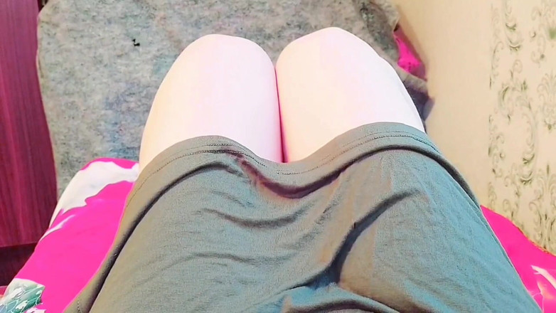 Kitty_Cross: Grande rabo masturbando transsexual
