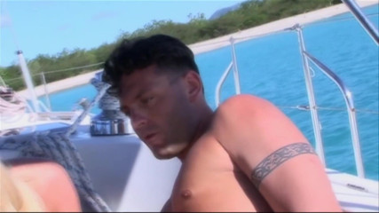 Public Entertainment: Hot babes playing with their boyfriends on a cruise