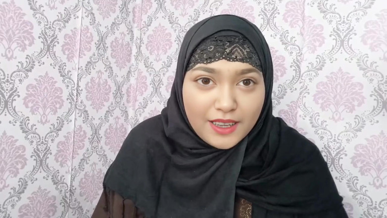 Queen Sona: Muslim Stepsister in Hijab Fuck Hindu on Rakshabandhan