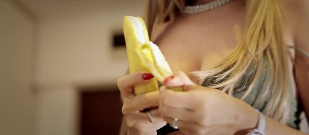Erotic Tanya: บทเรียนทำอาหาร