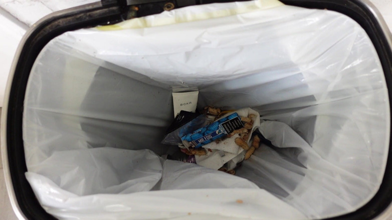 Deanna deadly: Amante de la basura obtiene un vistazo a mi basura...