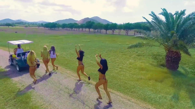 Good Girls Mansion: Vi gör pyramid av stora röv latinor med lesbisk sex...