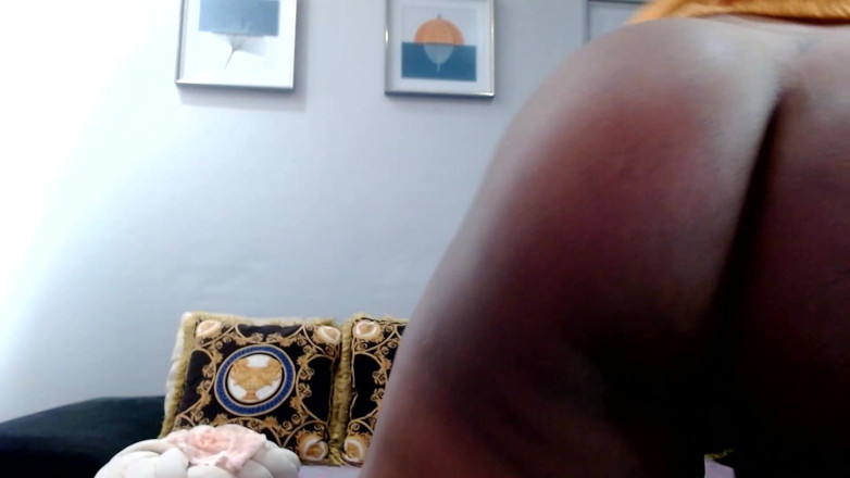 Maeling: Macro Man Used as Anal Plug in Oily Anal Ingest -...