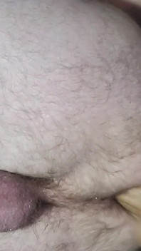 Kremowanie Z mojego manpussy podczas pieprzenia Dildo. Kto chce smaku?