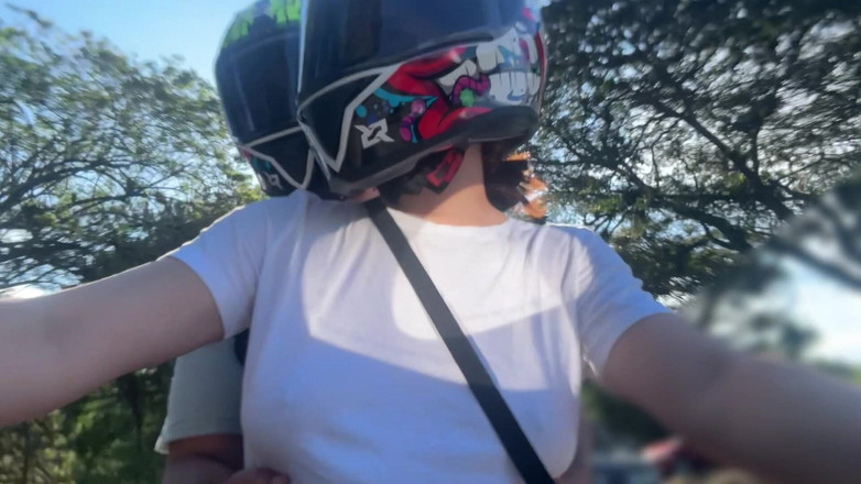 Sweet fantasy studio: I Picked up a Didi Client Without a Bra and...