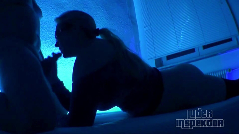 Luder-Inspektor: Blue Fetishsau Horny Fucked