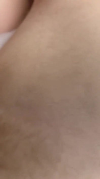 Oups, j’ai éjaculé sur ma demi-sœur coquine