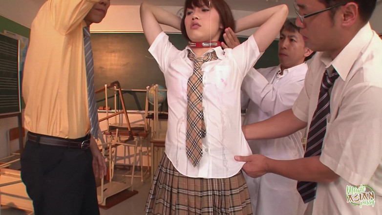 Magic Asian Pussy: Эту худенькую задницу самку рыли туннель любви разные счастливчики