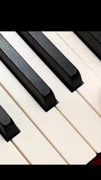 Playing Piano with M'dick