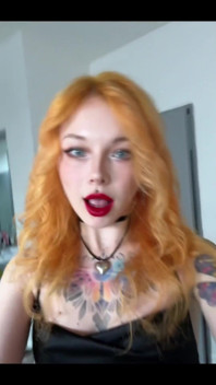 Clean Girl Style or Little Bitch? What Suits Me Better?