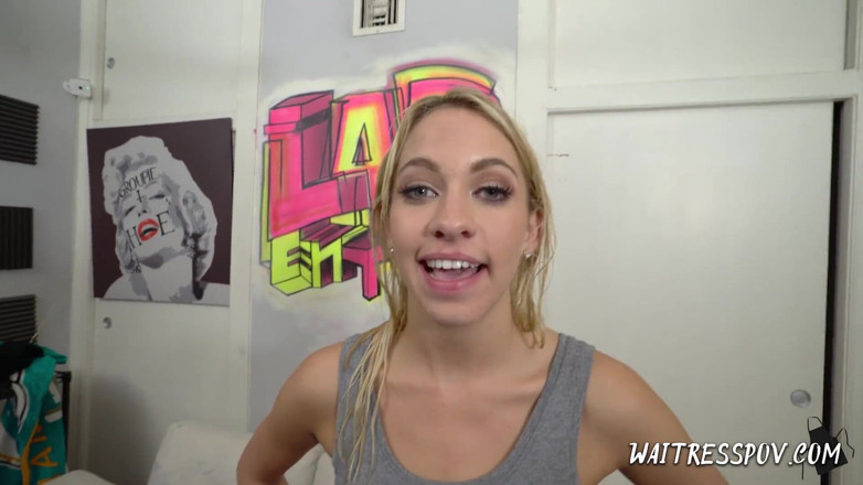 Waitress POV: Waitress POV - Khloe Kapri