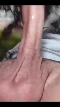 Üzgünüm dostum. Ama senin her gün eve gelip yarağımı emmek istiyor