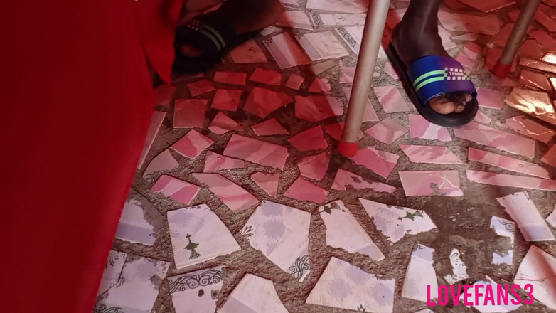 Moviesporn1: 这个情人节是给一个大美女英俊的黑人美女的