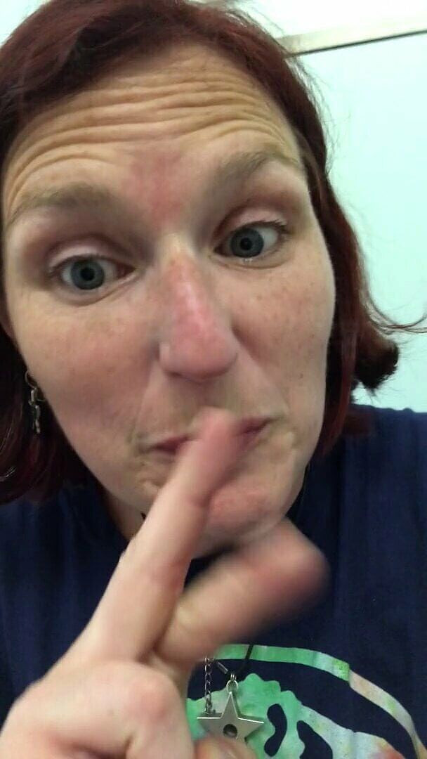 MistressWriggler: 0 k orgasmu za 30 sekund při honění na Loo na...