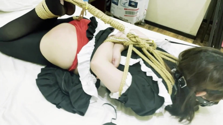 OrangeXXOO: The Maid's Mouth Can Be Stuffed with Anything