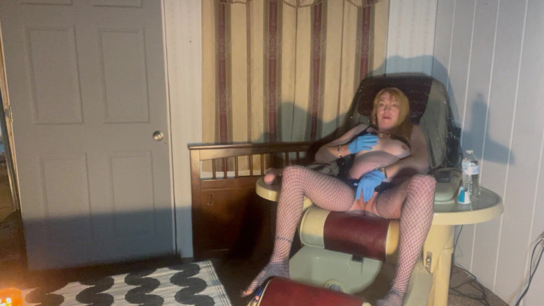 WhisperBay: Masterbating con 3 juguetes favoritas