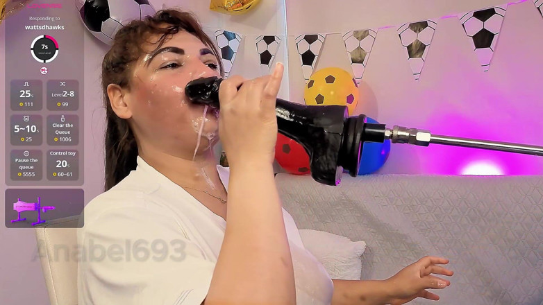 anabel693: Émission live sauvegardée : Gorge profonde avec beaucoup de salive