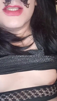 Transmom sleduje hororu s nevlastním synem POV reoleplay