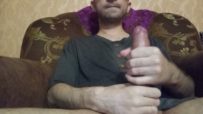 Alex Metallov: Îmi sug pula mare și tare. Coaie pline de spermă