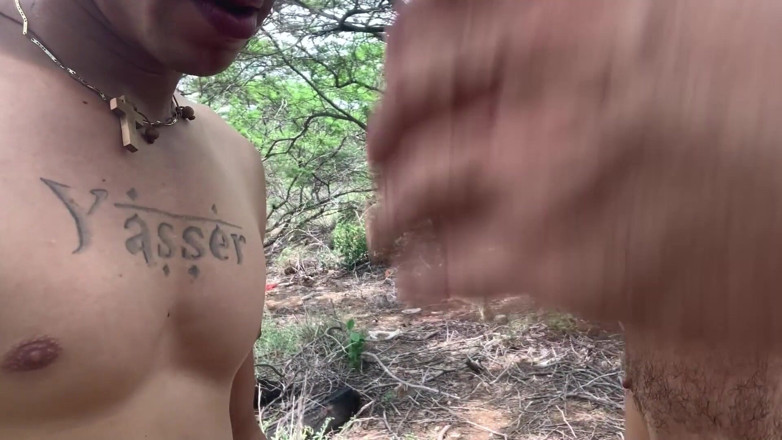 Ridley Dovarez | Gaysight: เย็ดกันแบบไร้ถุงยางระหว่างหนุ่มลาตินในป่าสนริมทะเล