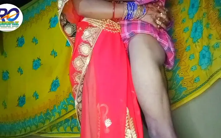 Robopll: Indian Village Red Saree Me Jabardast Ghori Satale Me Chudai...