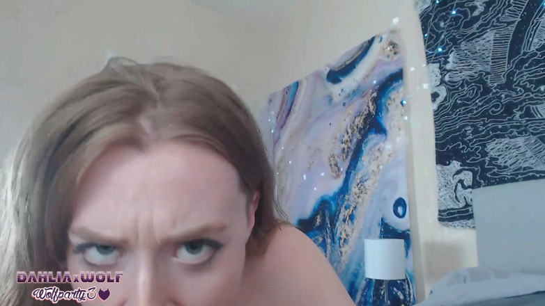 FENNE WOLF XXX COLLABS: Cặp đôi webcam thổi kèn ướt át và bắn tinh lên mặt
