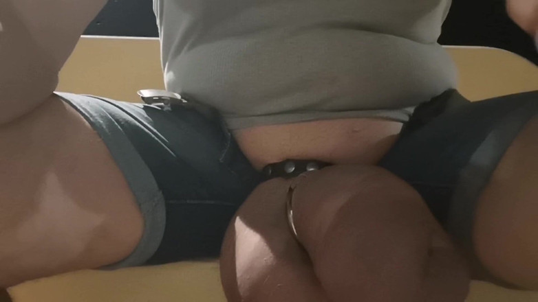 Monster_Meat_: На відкритому повітрі ризиковано дрочить вночі