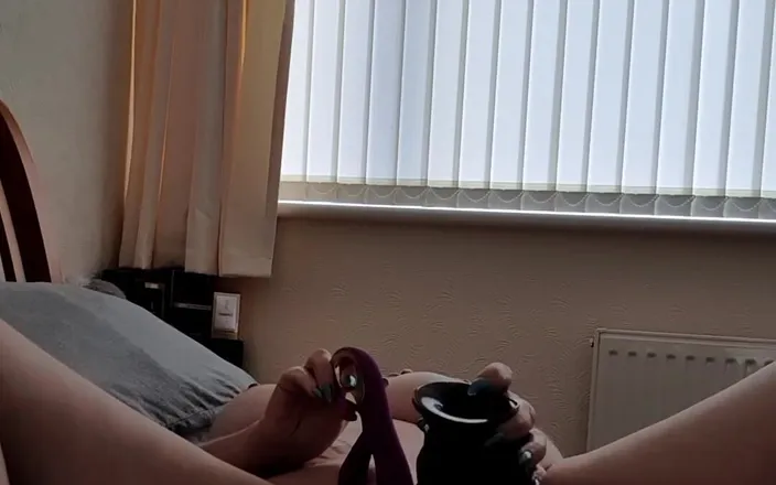 SkylerSquirt: Playing with My New BBC Dildo!!