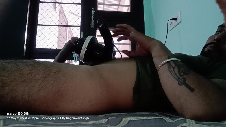 Rajasthani-old-lover: Desi Boys Are Not Available on This Device