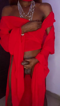 Cross Dresser dengan kontol besar