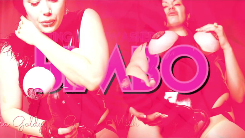 Goddess Misha Goldy: Заворожуюча анальна підготовка, fro sissy!