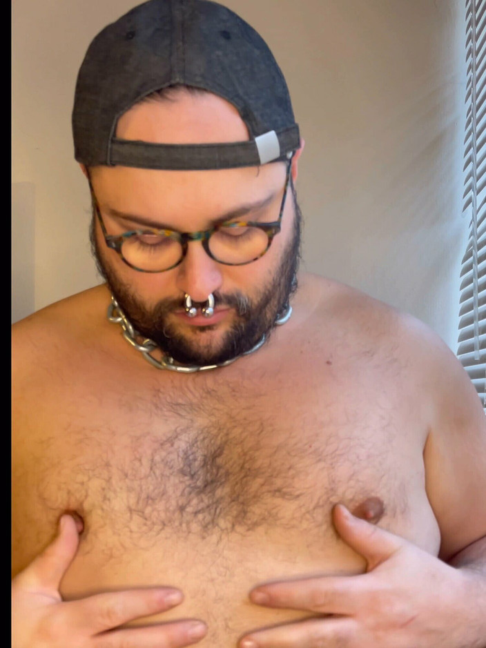 BigBullBoss: 屈曲するマッスルブルシガーと最後に大きな負荷