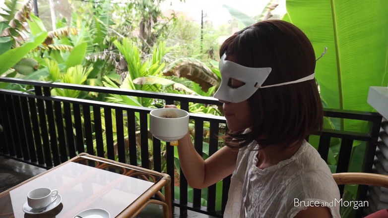 Bruce-and-Morgan: Çay saati