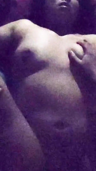 Non Smettere Di Stringermi, Ti Prego! Il Mio Vicino Cristiano Ed Io Facciamo Molto Sesso Intenso