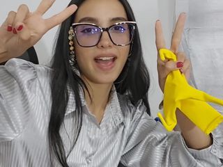 Lover loon studio: Marianna Tries to Inflate Her Square Balloon Without Bursting It