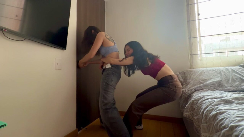 scarlettandc: Горячий и оргазмический триббинг