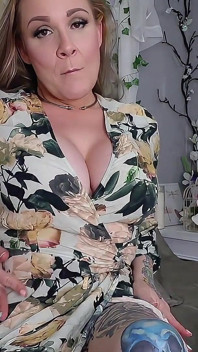 Sousedka slečny Whitney Morgan má tajný voresnack fetiš