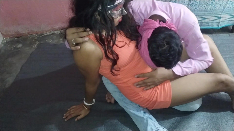 Uttar dinajpur: Sonali Bhabhi zerżnęła przyjaciela męża