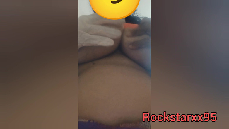 Rack star XX: Istri india lagi asik masturbasi